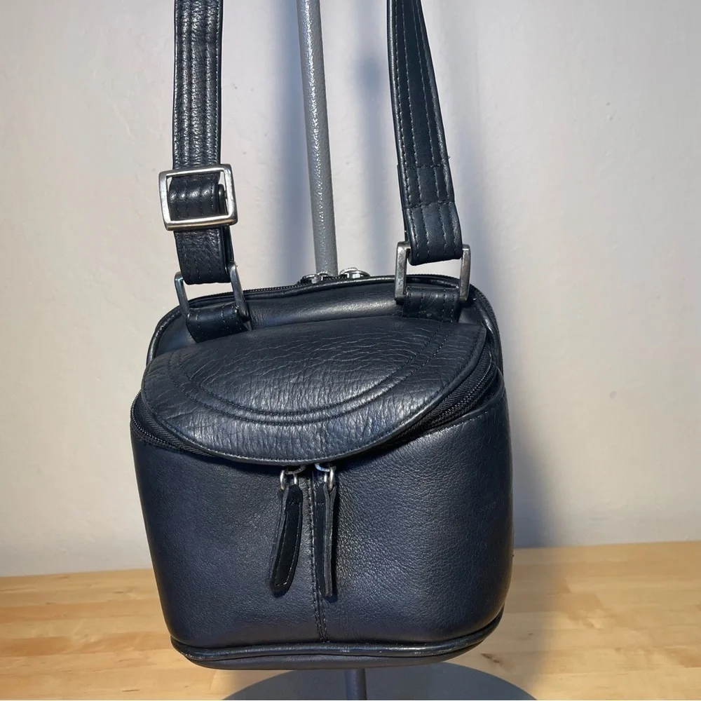 LATICO Black Leather Crossbody Organizer Bag RFID Wallet Travel Messenger Purse